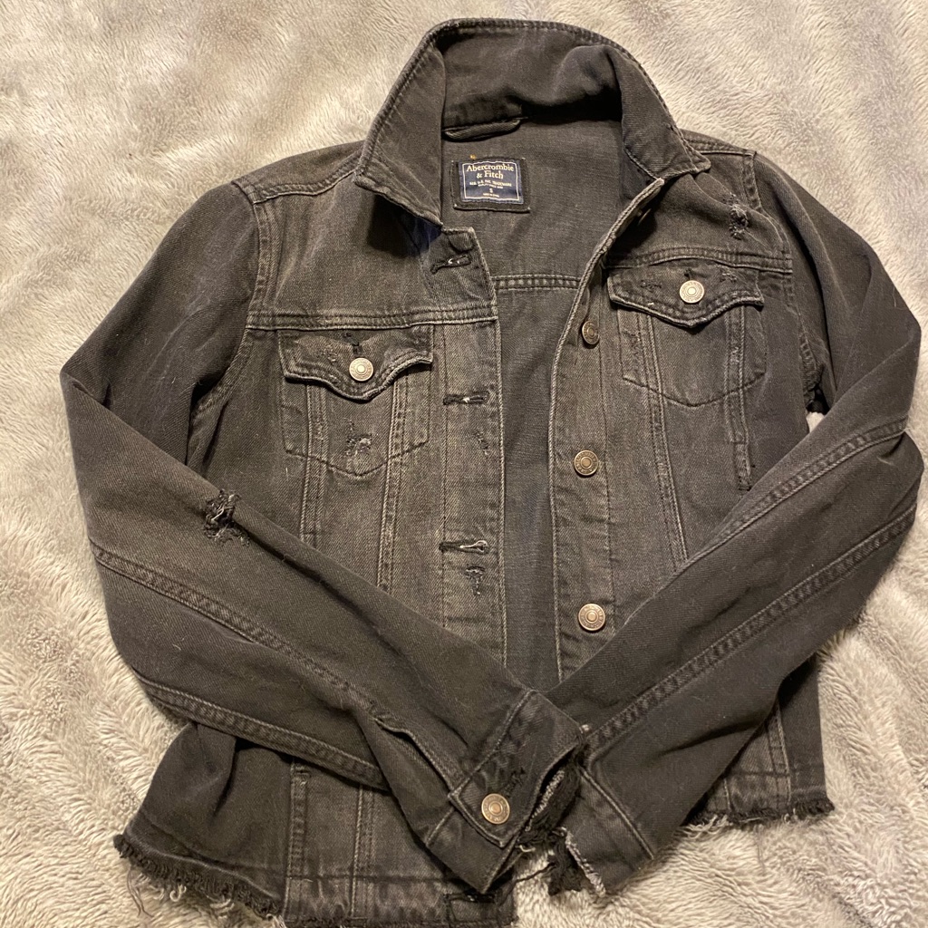 Black Cropped Af Jean Jacket
